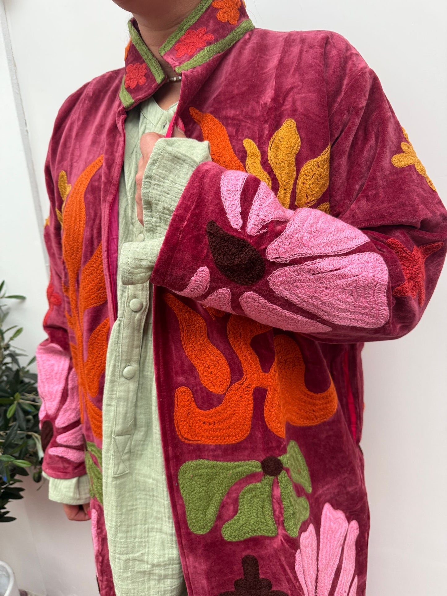 Velvet embroidery jacket Kimmie