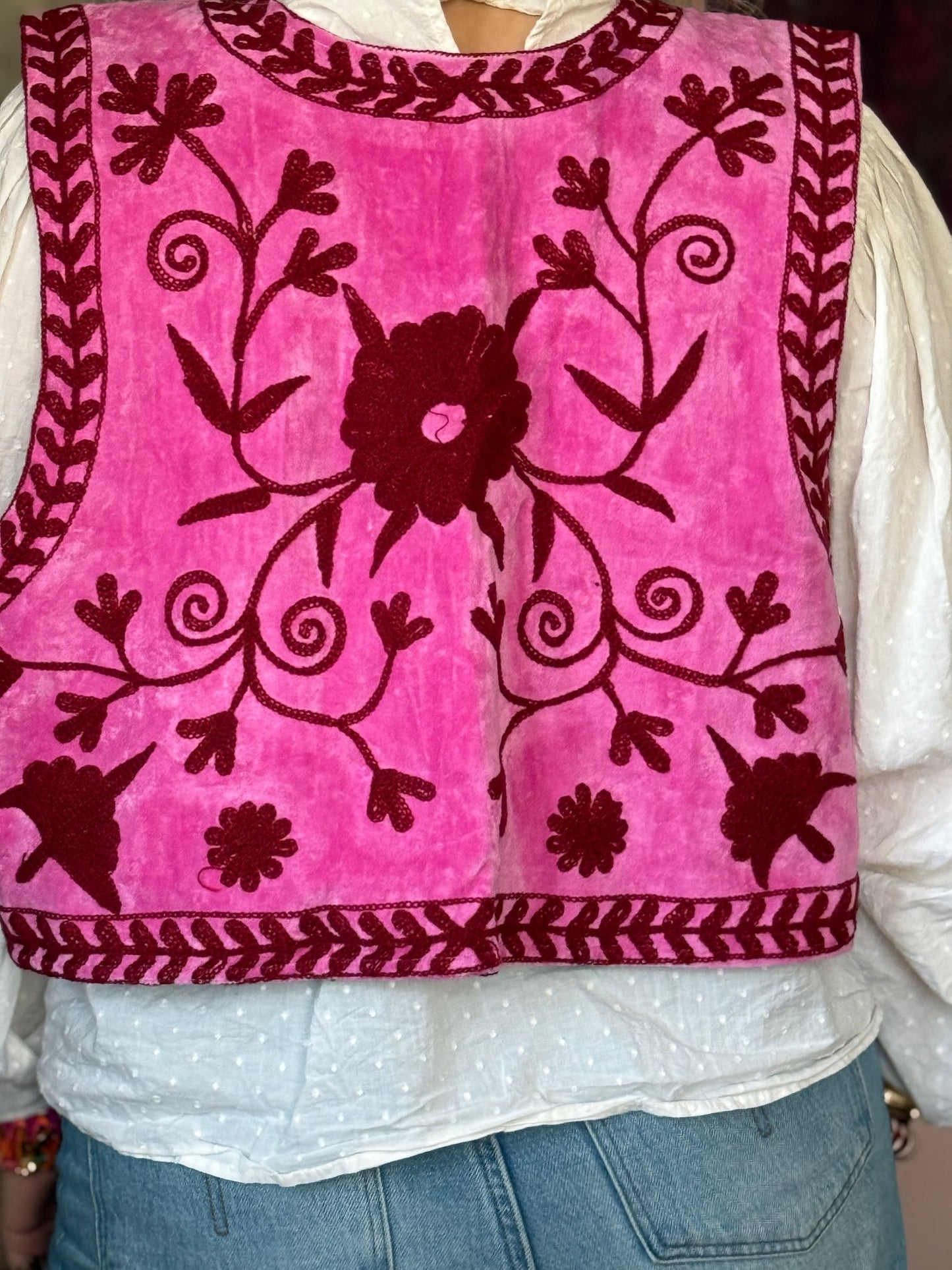 Suzani velvet Gilet pink panter