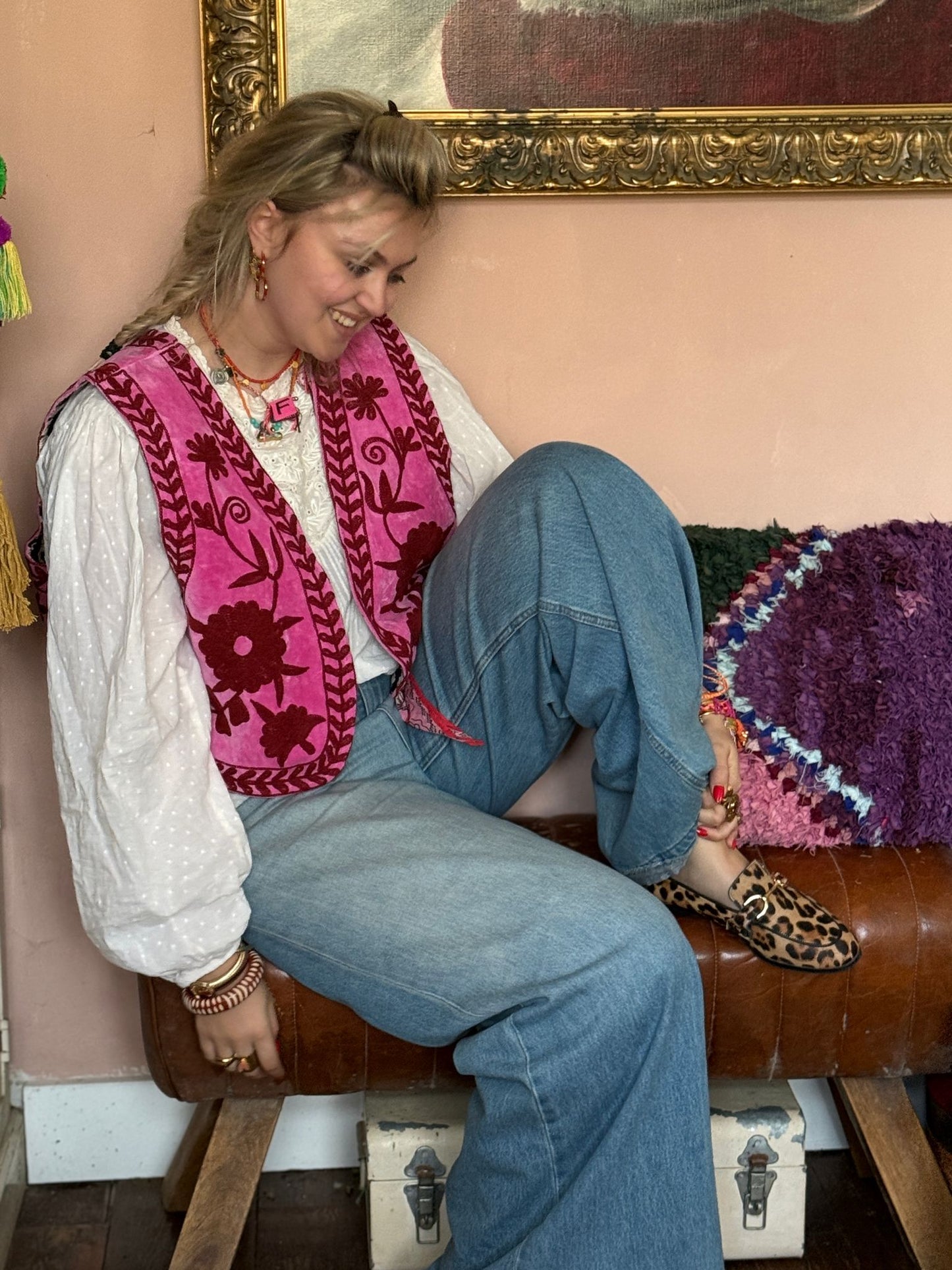 Suzani velvet Gilet pink panter