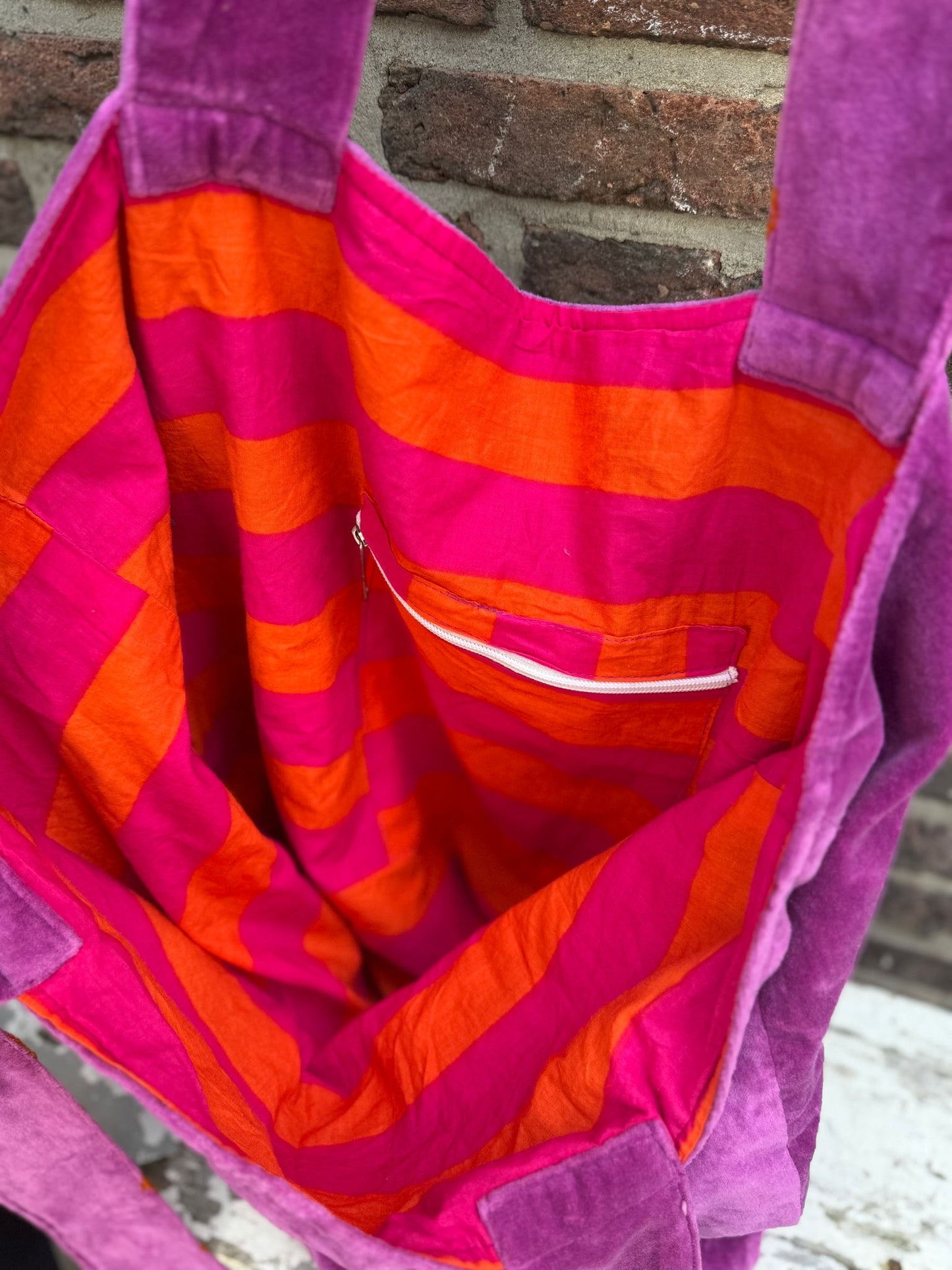 Velvet embroidery "Sunsetchaser" tas