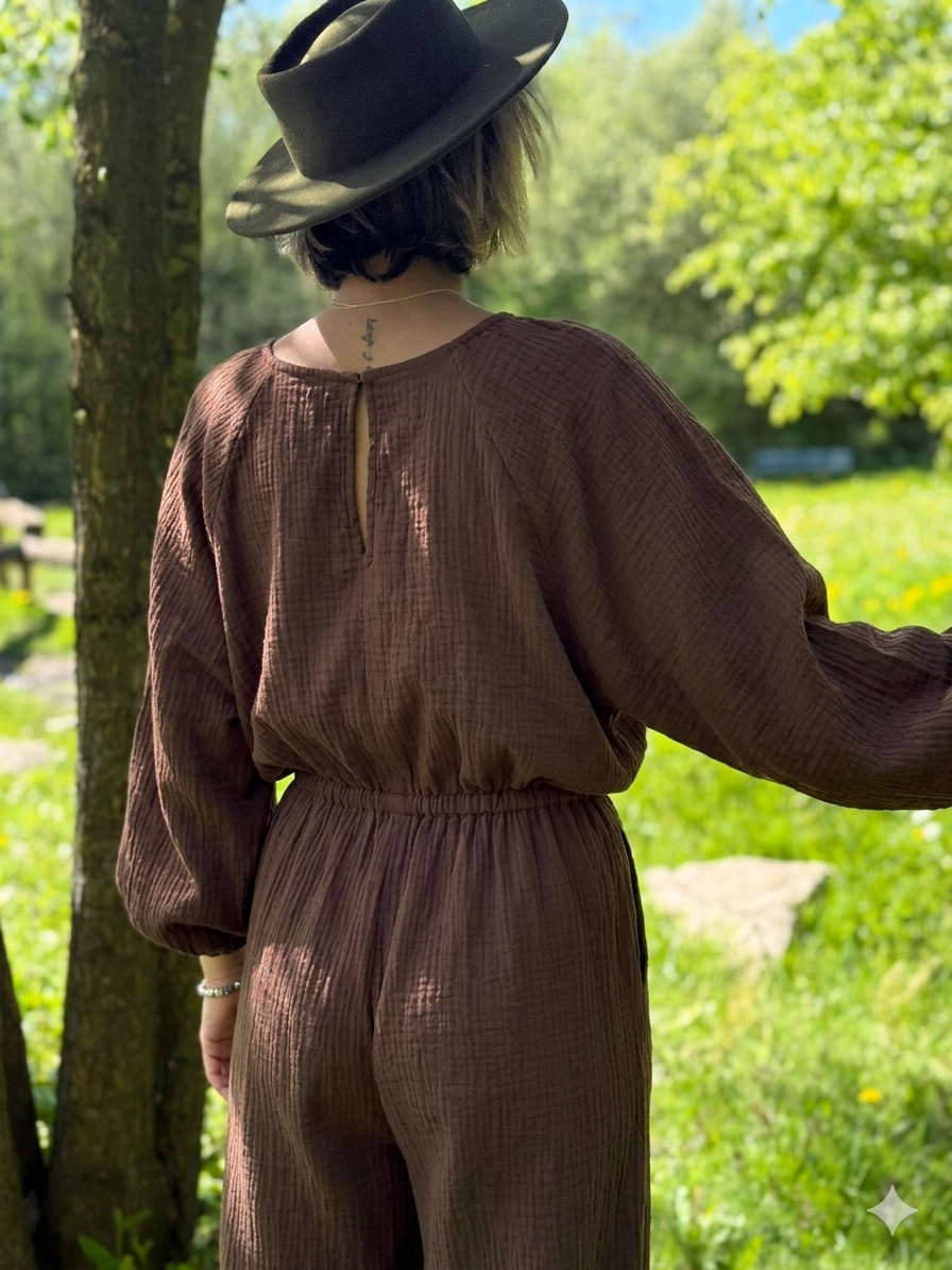 TOUT - Elena Broekpak Brown