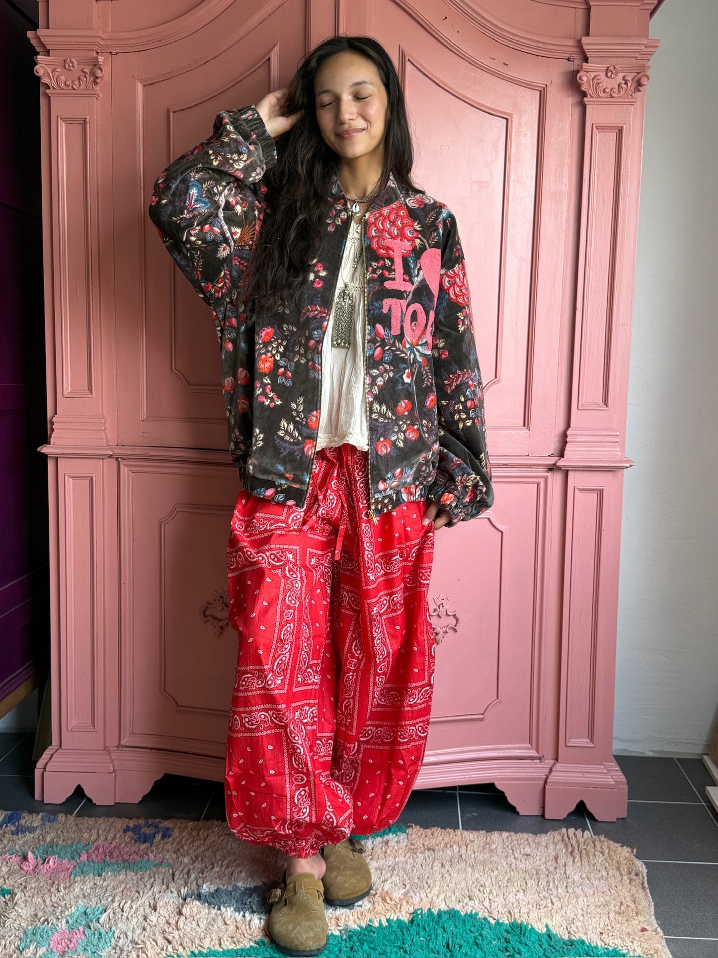 TOUT - Flower Bomber Tout
