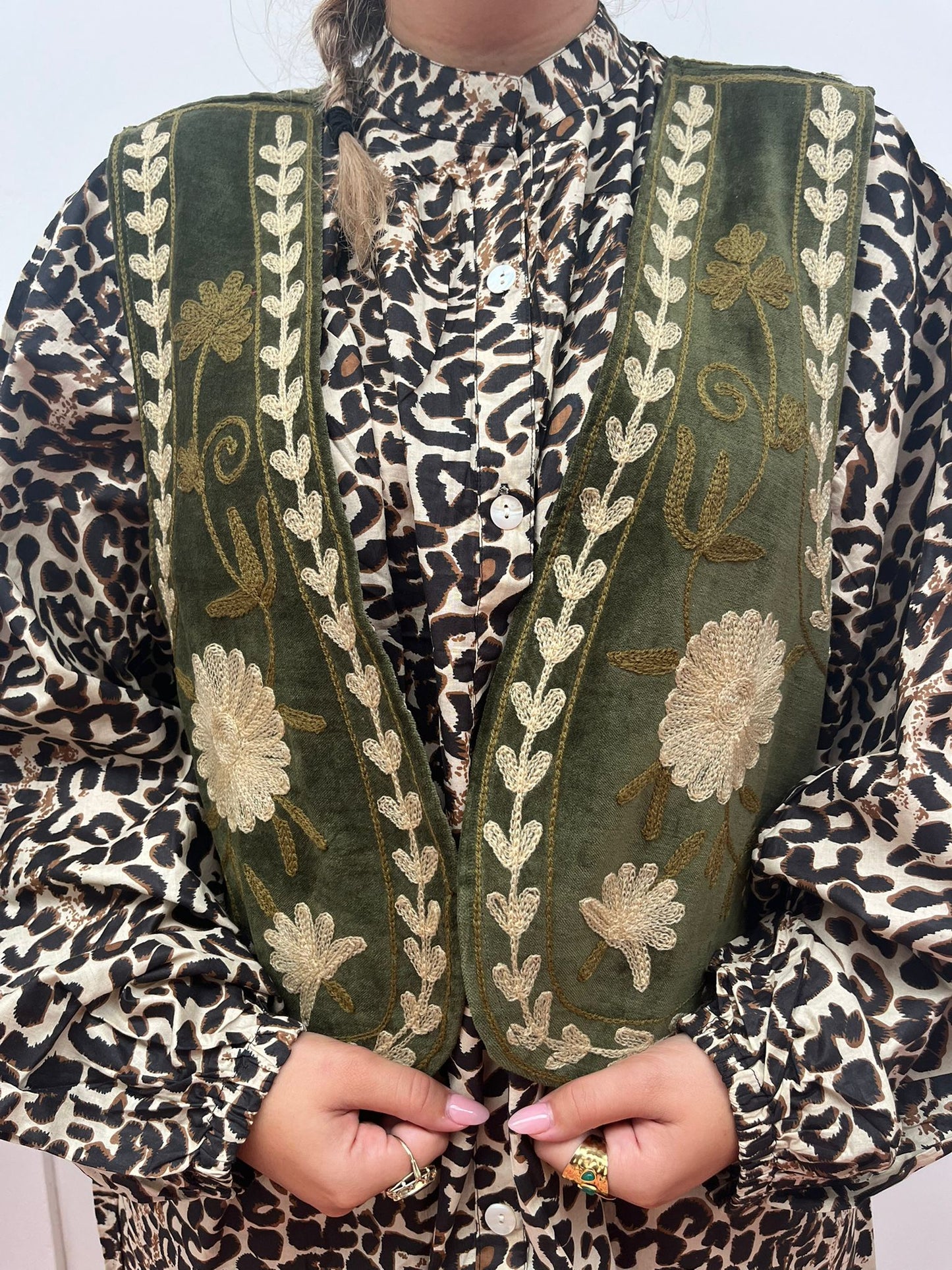 Suzani velvet Gilet groen beige