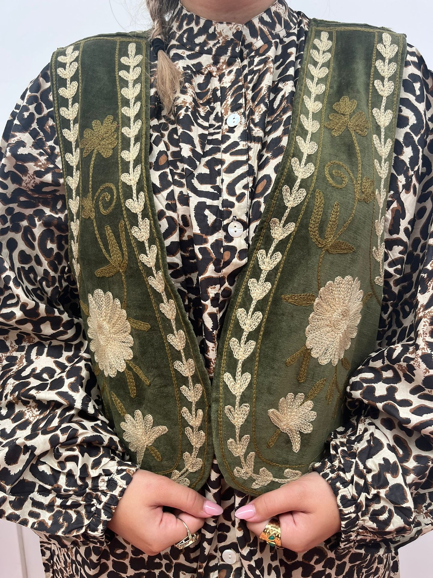 Suzani velvet Gilet groen beige