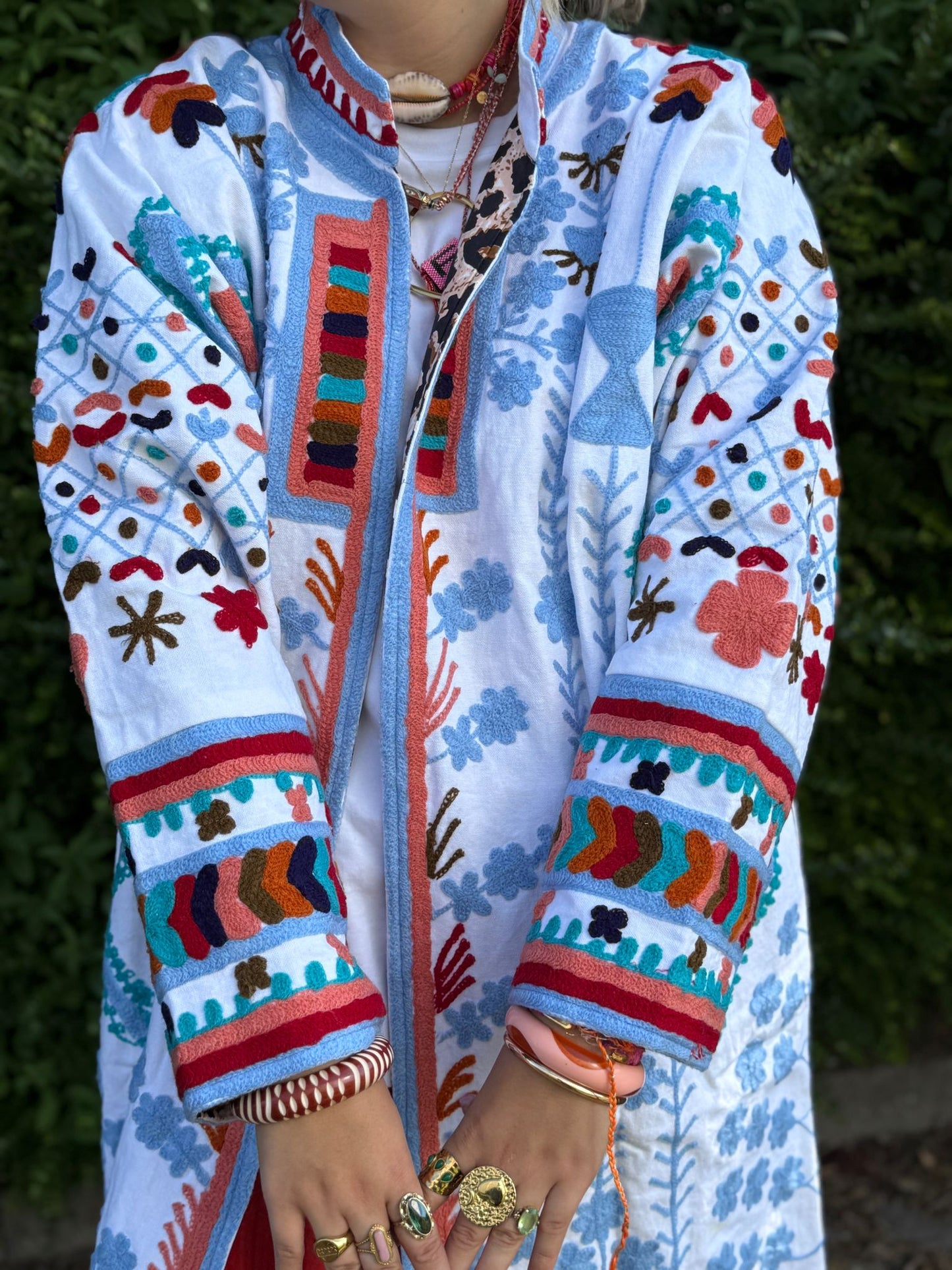 Medium Long cotton Embroidery jas white panter