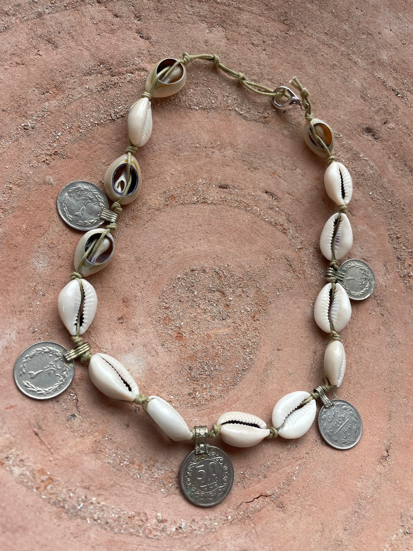 Schelpenketting met munten Faye