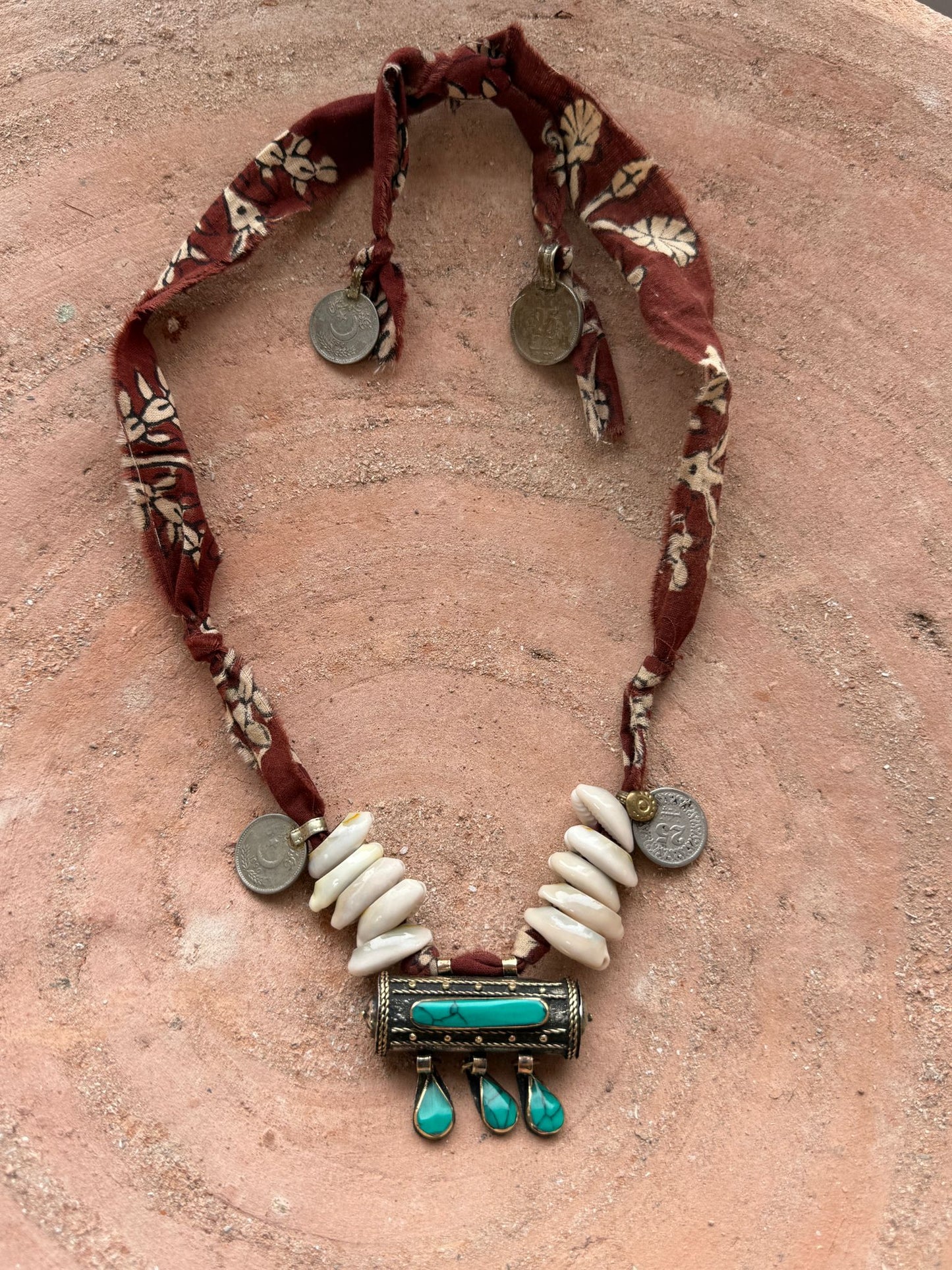 Vintage ketting prayer box India special