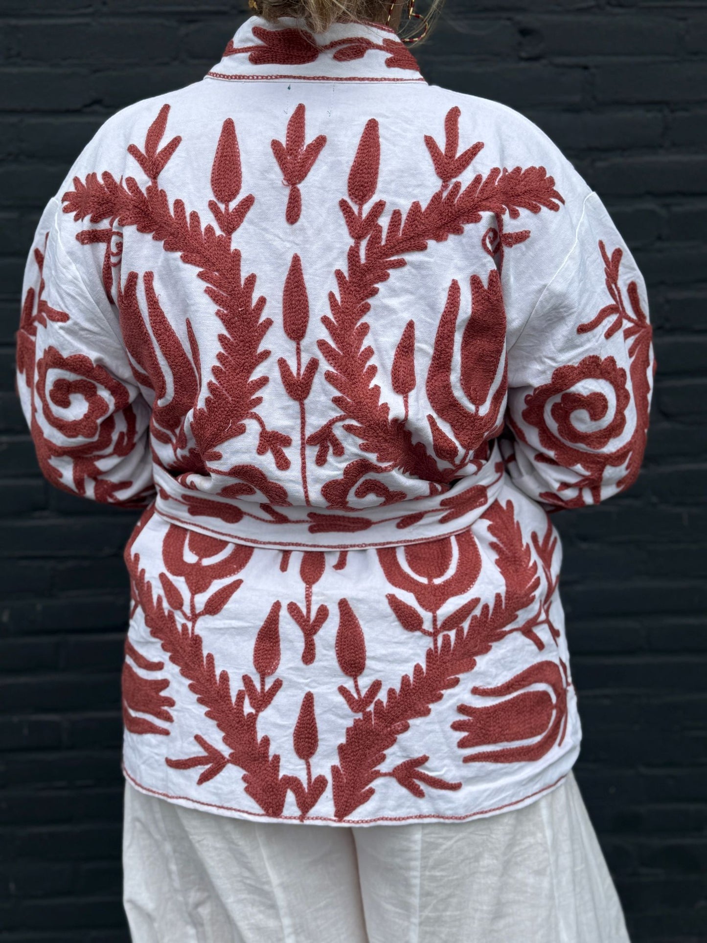 Cotton Embroidery jas white brown