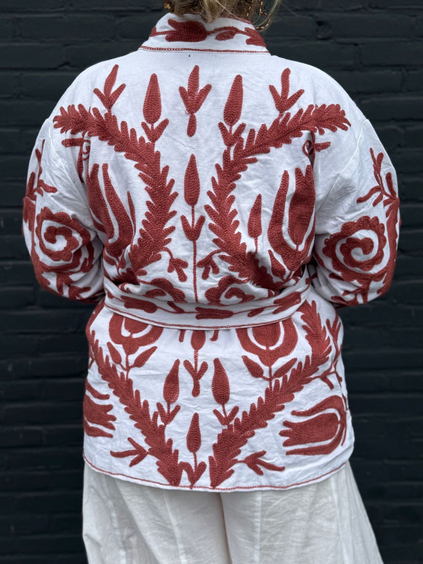 Cotton Embroidery jas white brown