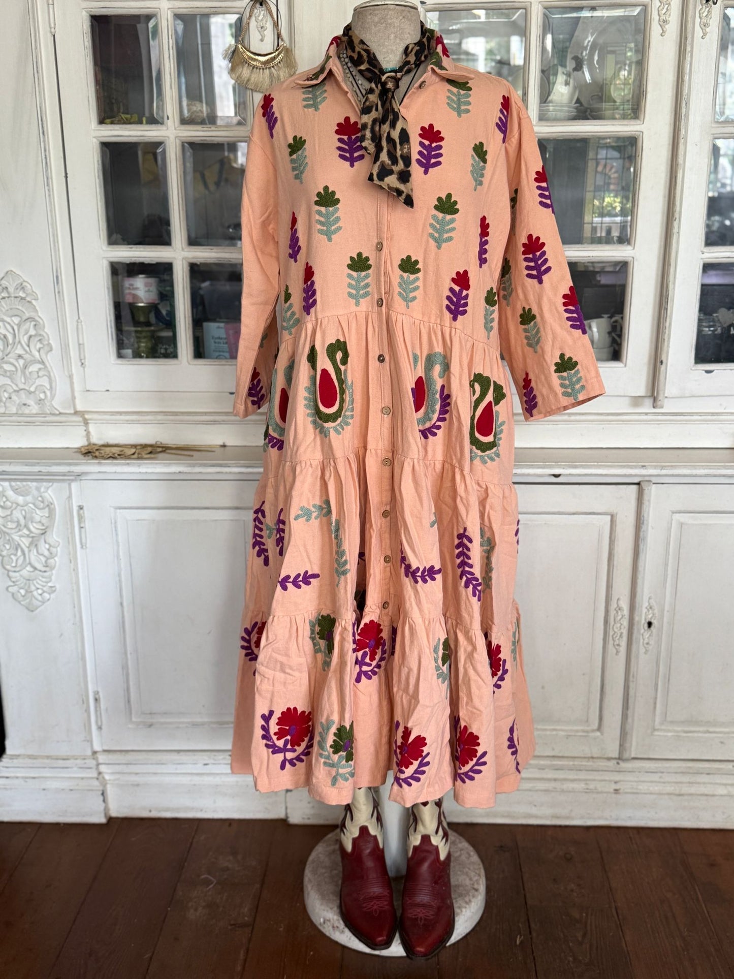 Embroidery jurk zalm