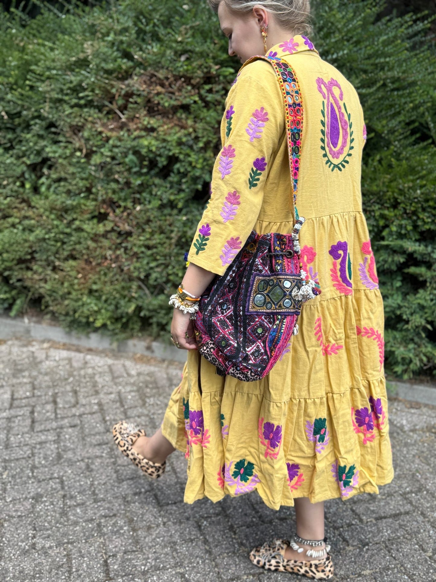 Embroidery jurk Yellow