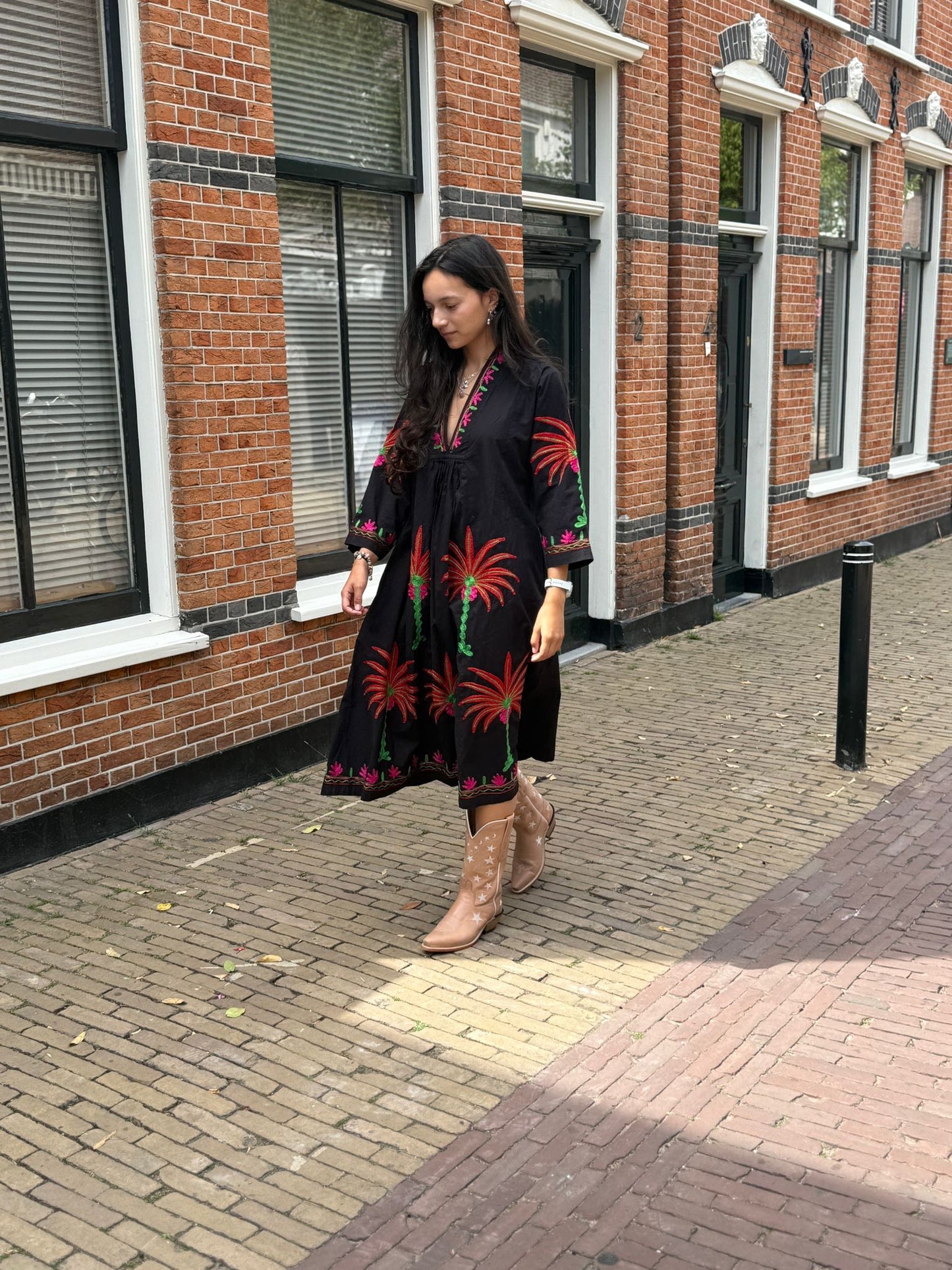 Embroidery jurk Black