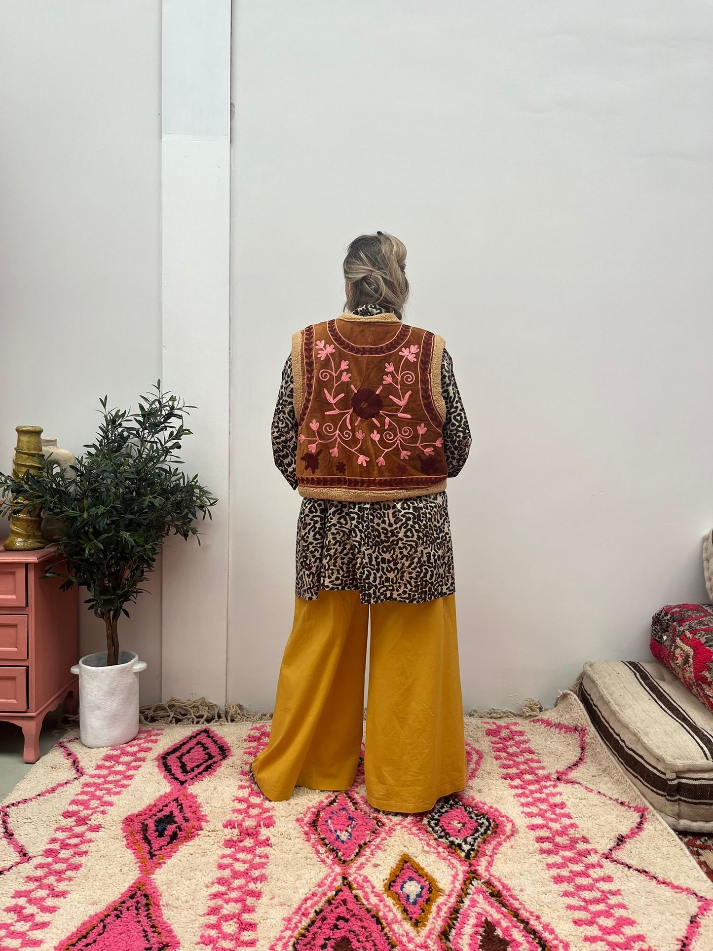 Velvet gilet teddy brown pink
