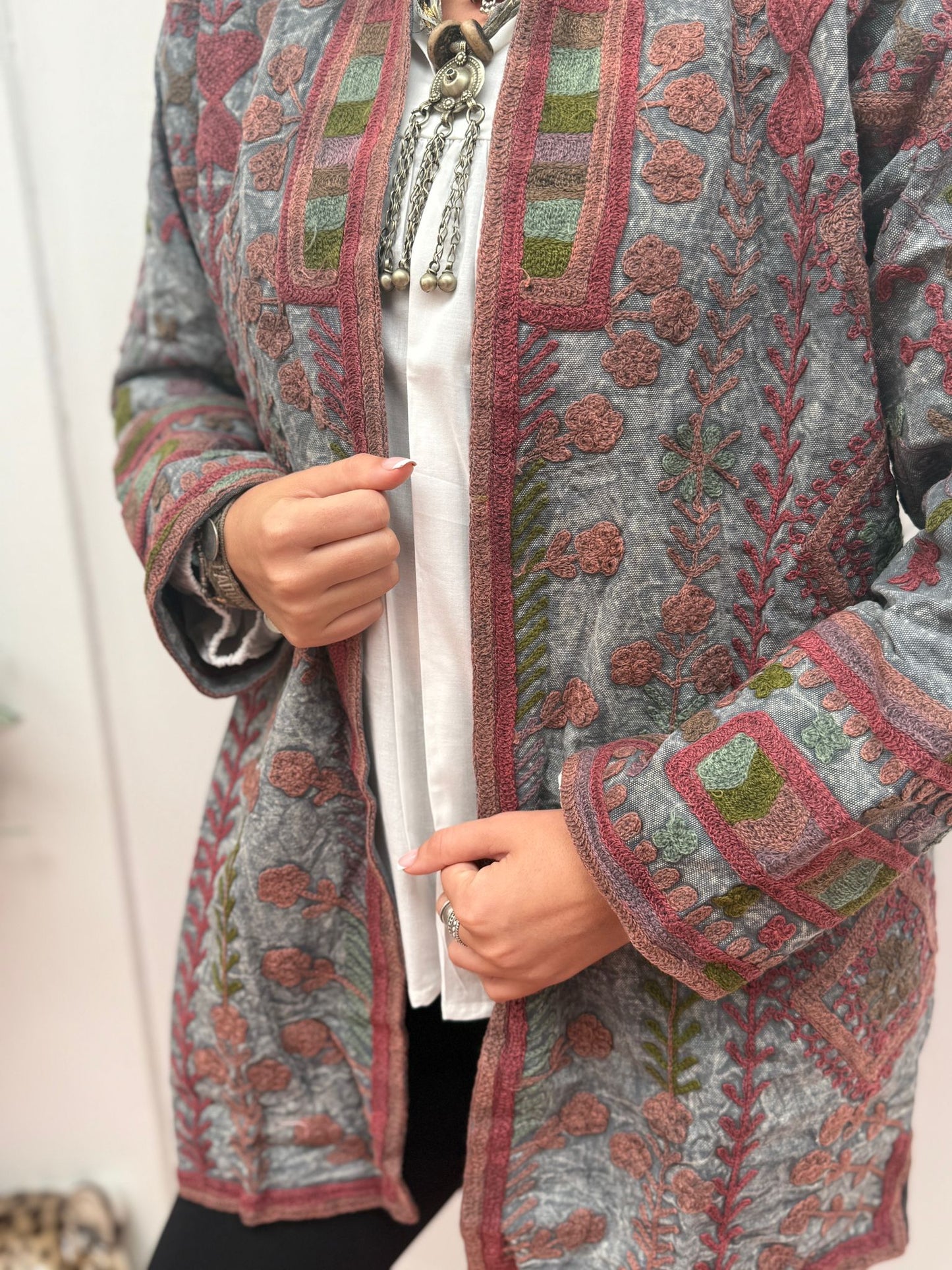 Medium Long cotton Embroidery jas stoned wash