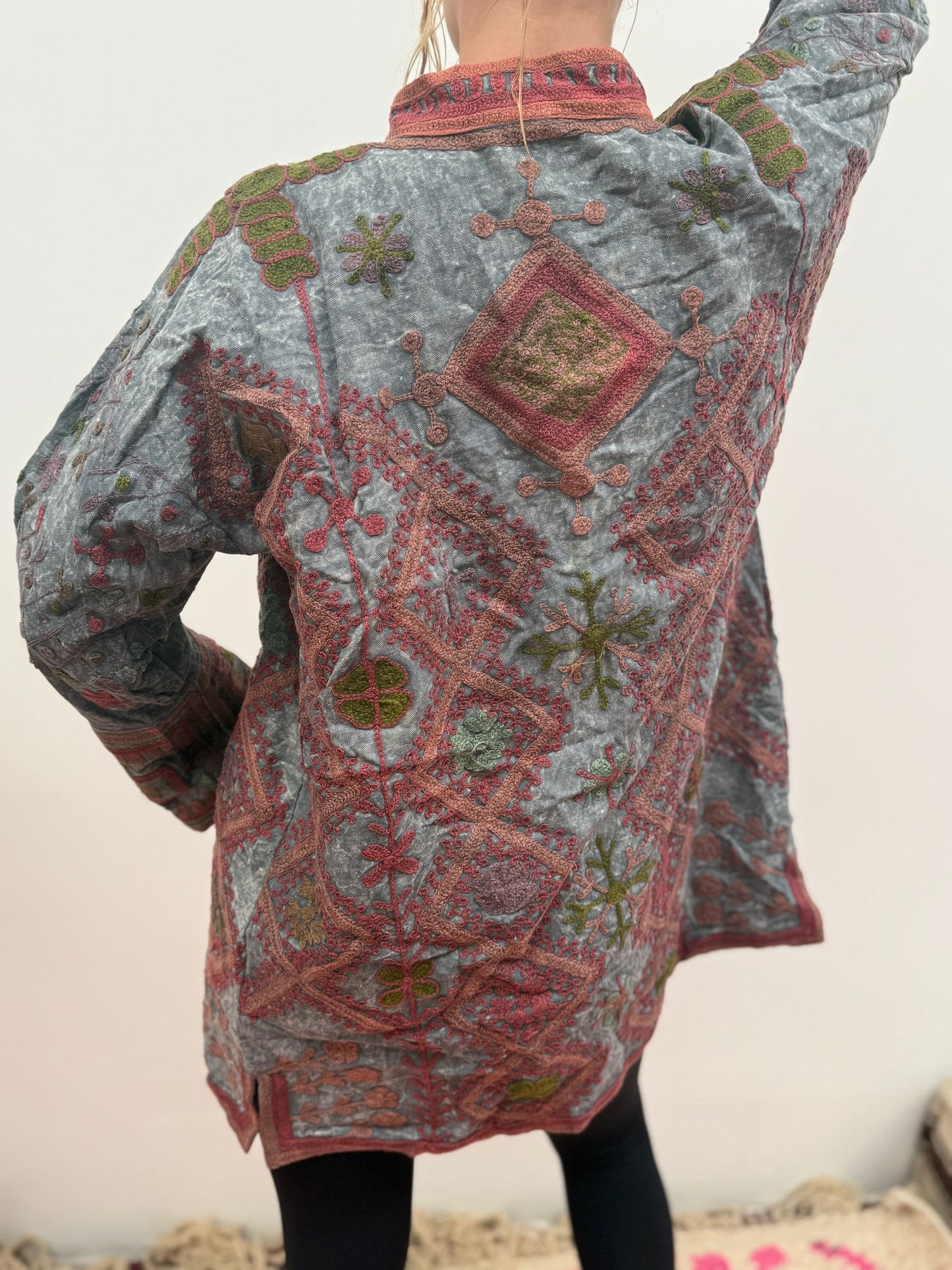 Medium Long cotton Embroidery jas stoned wash