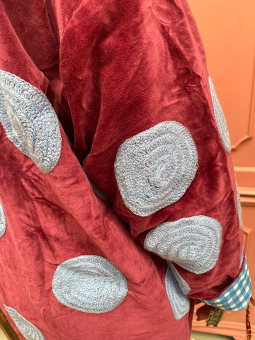 Velvet embroidery Dots Roodbruin blauw