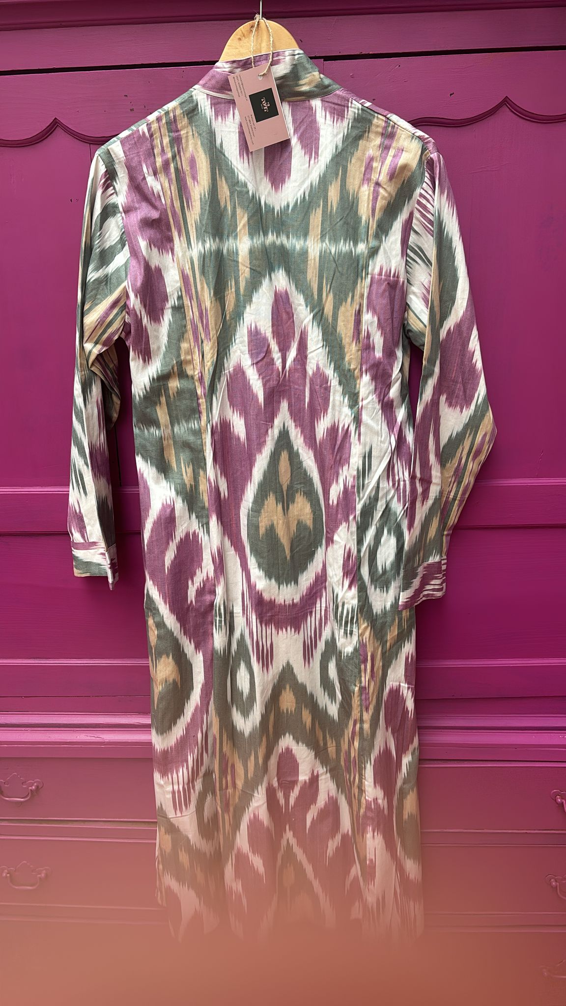 Ikat dres
