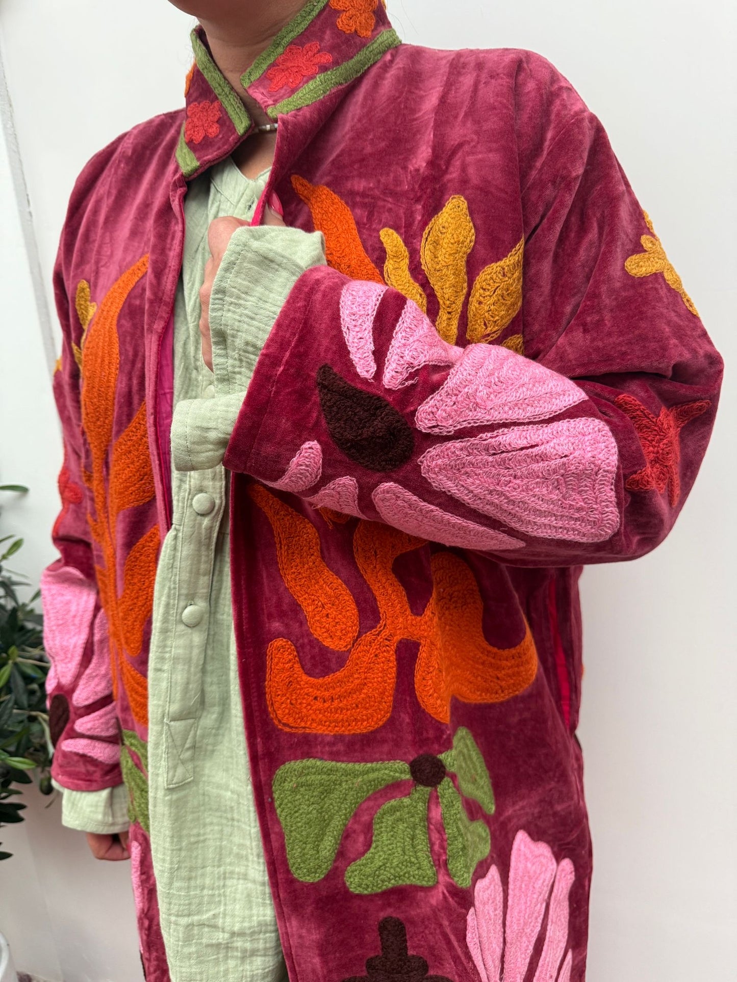 Velvet embroidery jacket Kimmie
