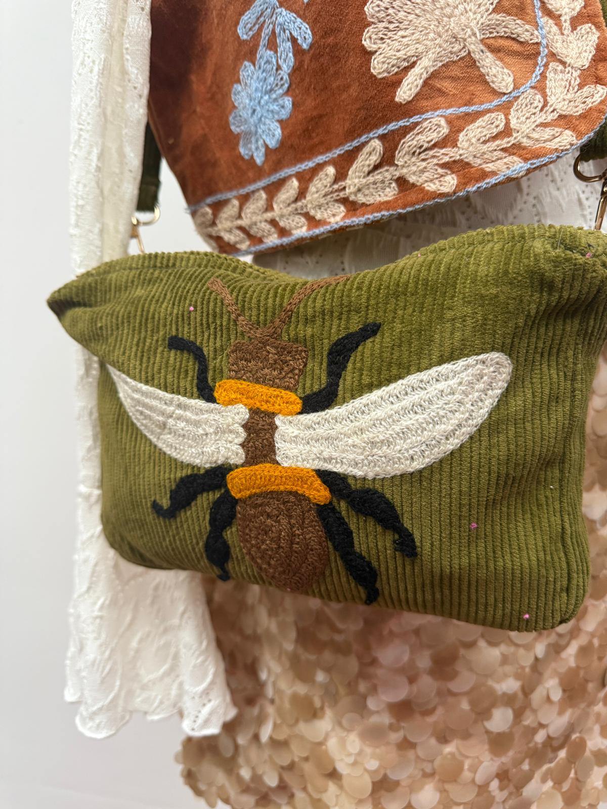 TOUT - Corduroy embroidery "TOUT" tas