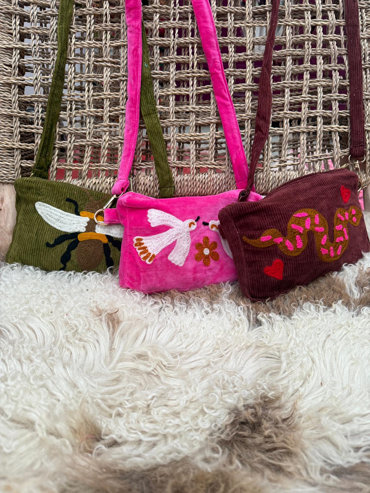 Corduroy embroidery "TOUT" tas