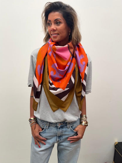 TOUT - Amelie Sjaal WOMEN