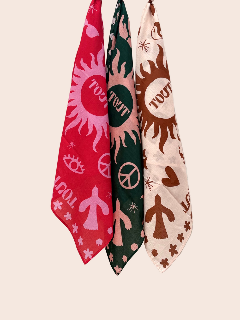 TOUT - Bandana Ellis