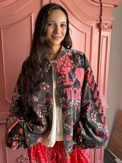 TOUT - Flower Bomber Tout