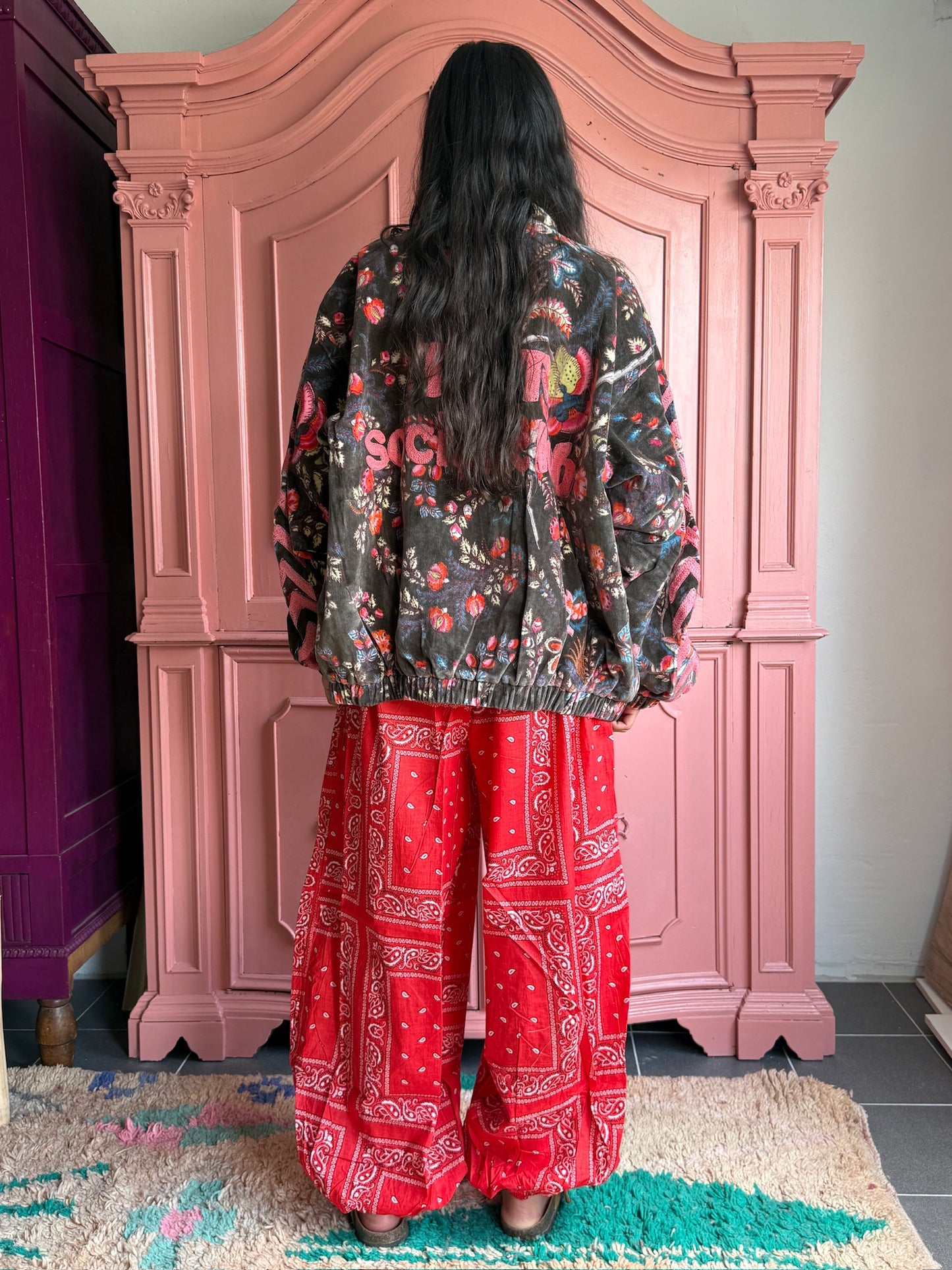 TOUT - Flower Bomber Tout