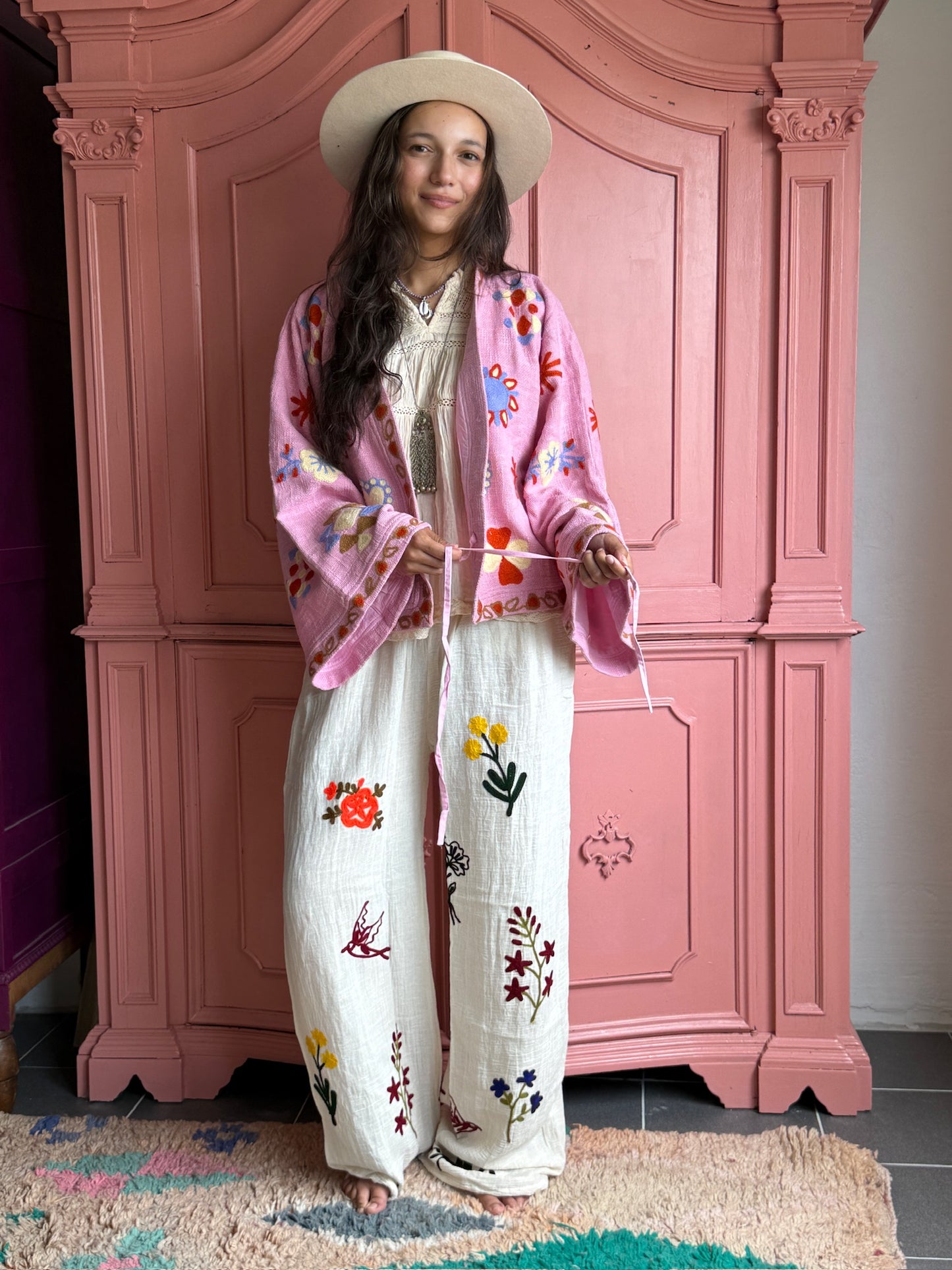 TOUT - TNT Peace kimono