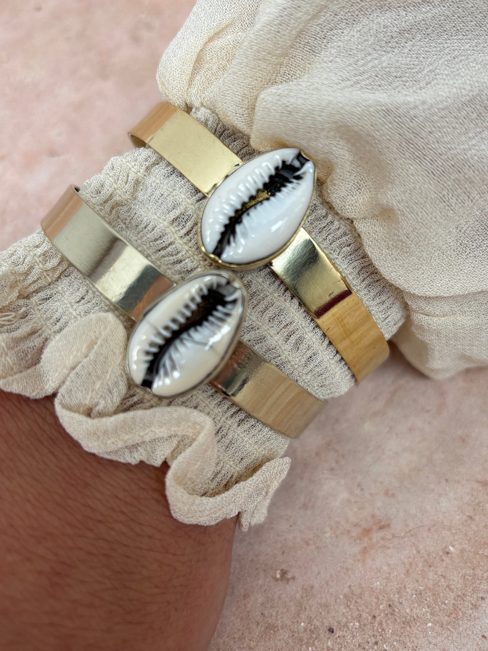 TOUT - Sammy schelpenarmband