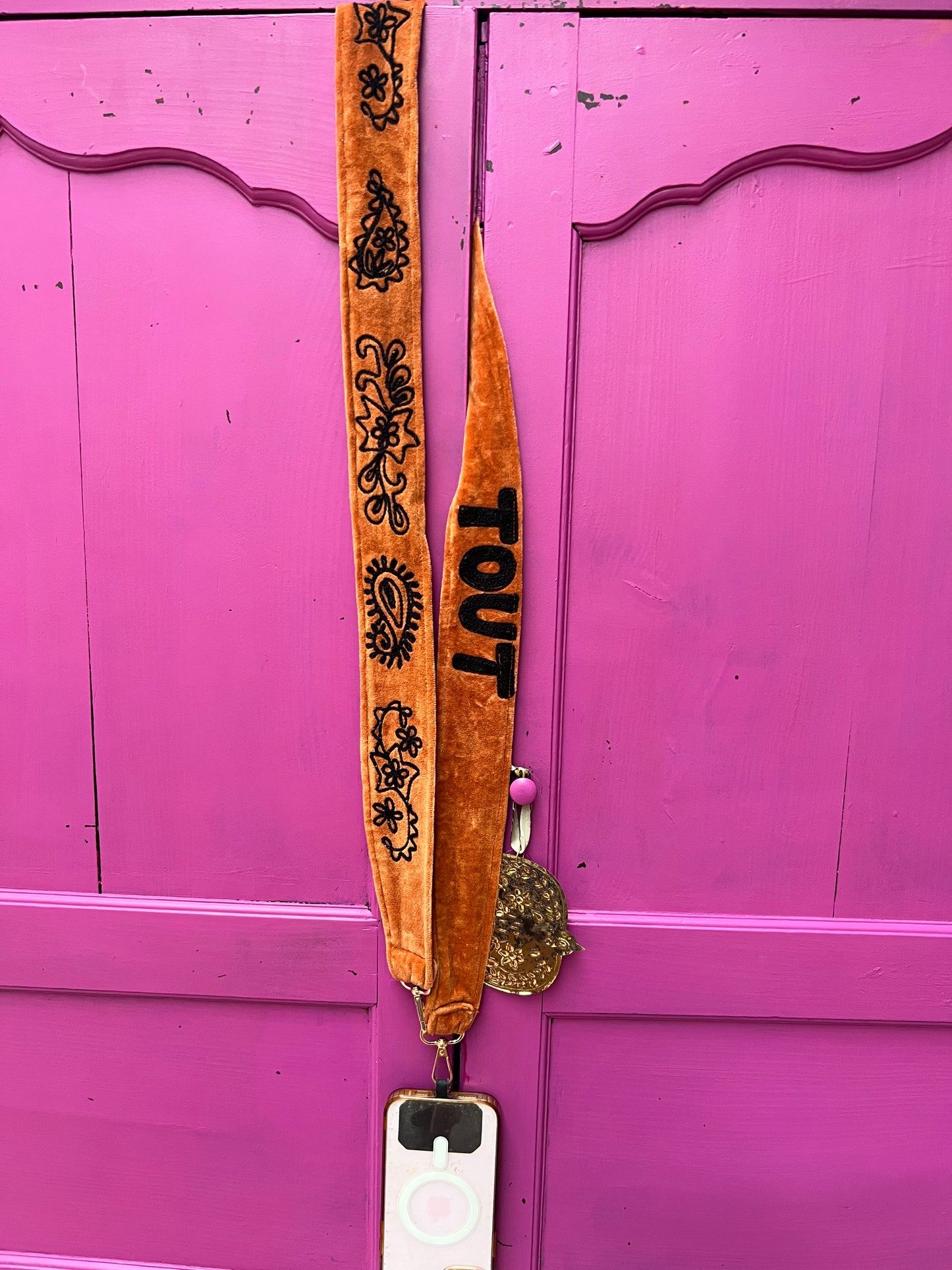 TOUT - Velvet telefoon/tassenkoord Brown