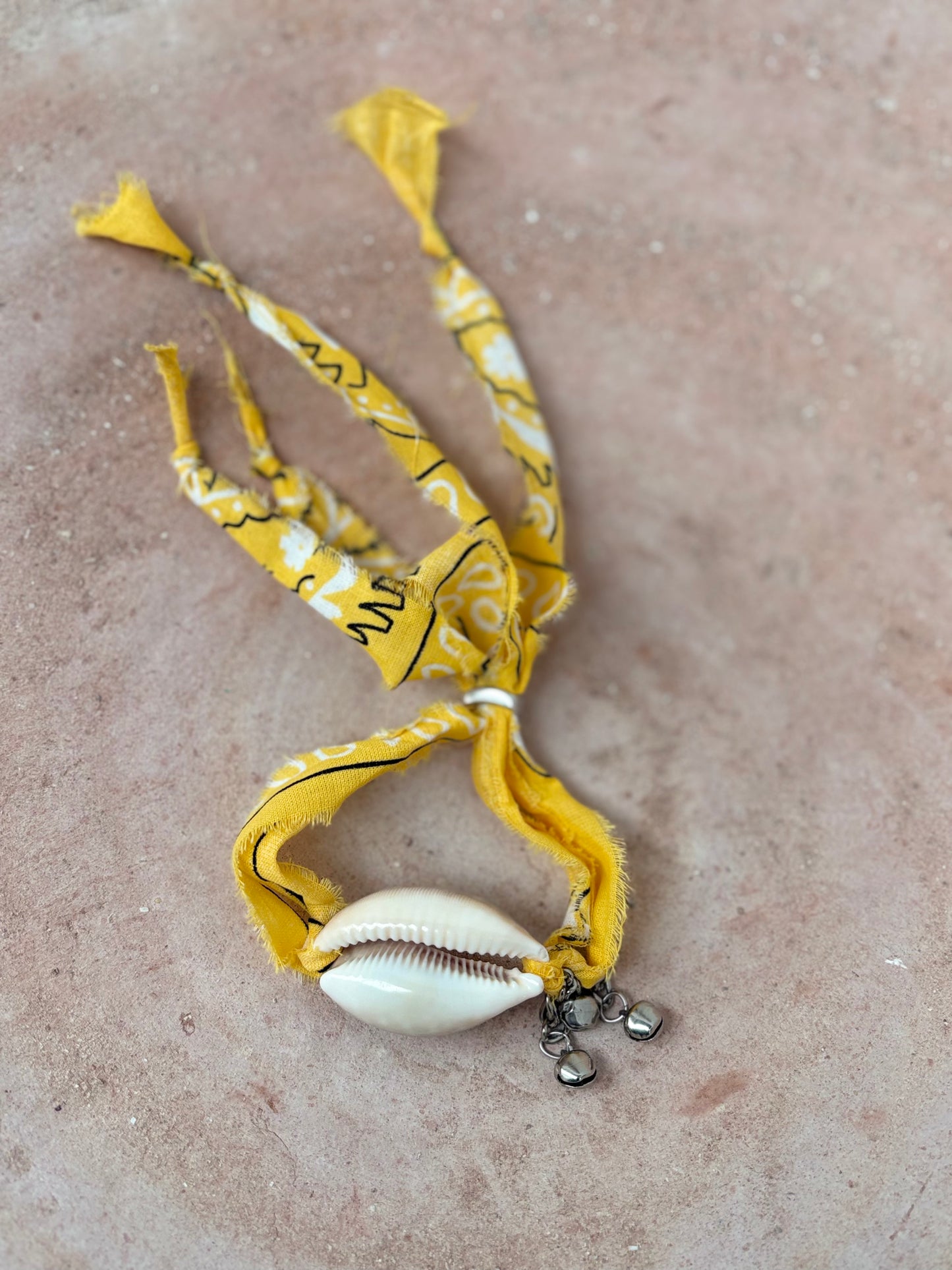 TOUT - Lho Armband met schelp
