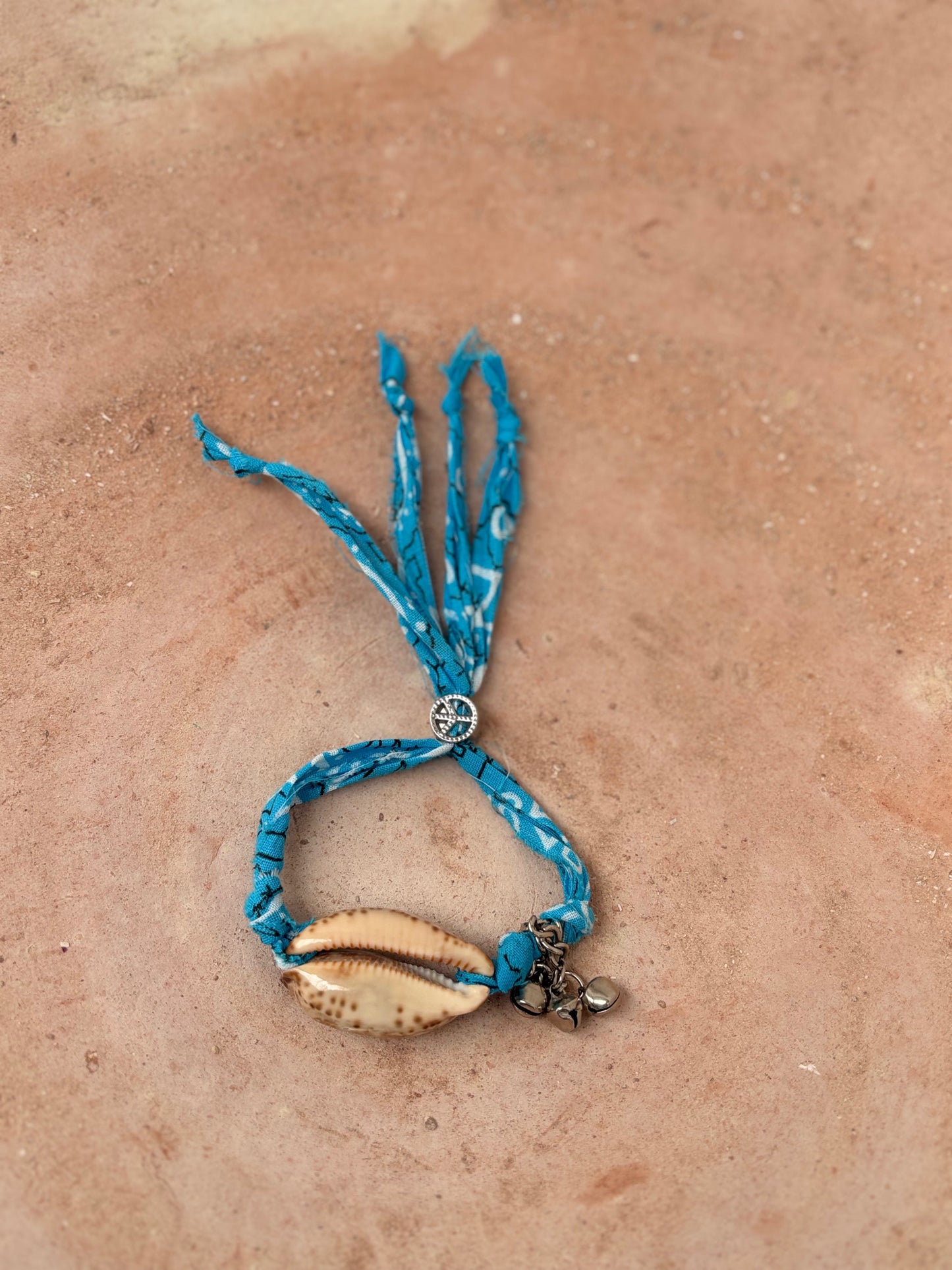 TOUT - Lho Armband met schelp