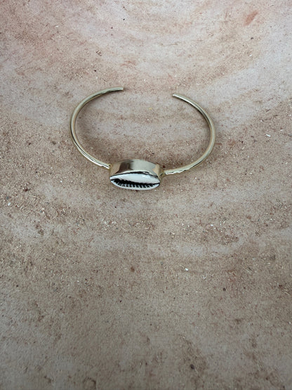 TOUT - Lotte schelpenarmband