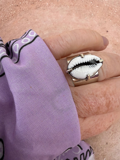 TOUT - Lilly Shell Ring