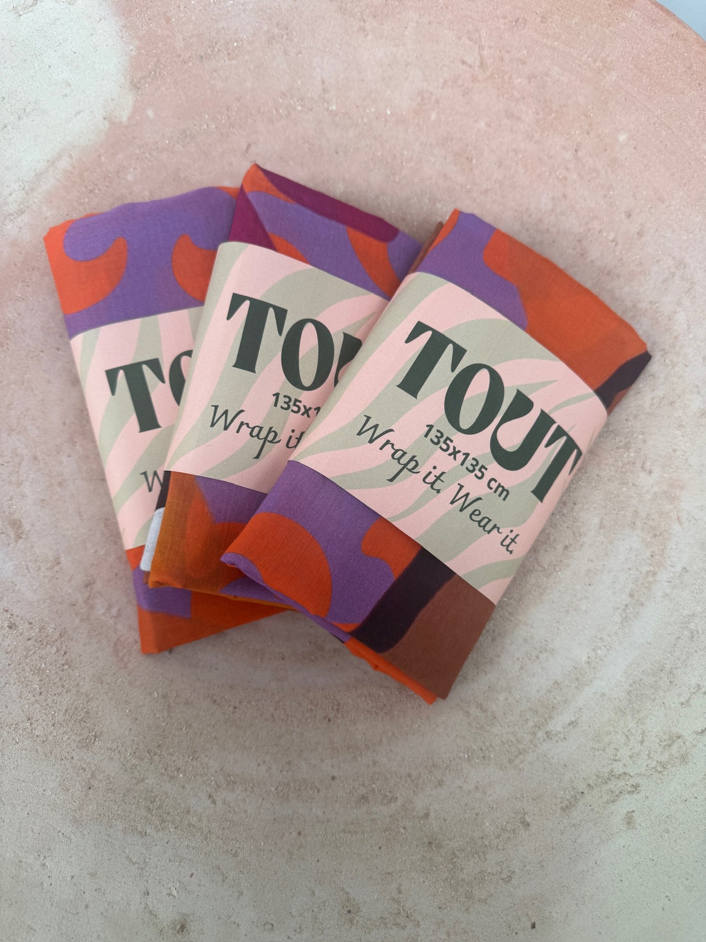 TOUT - Amelie Sjaal WOMEN