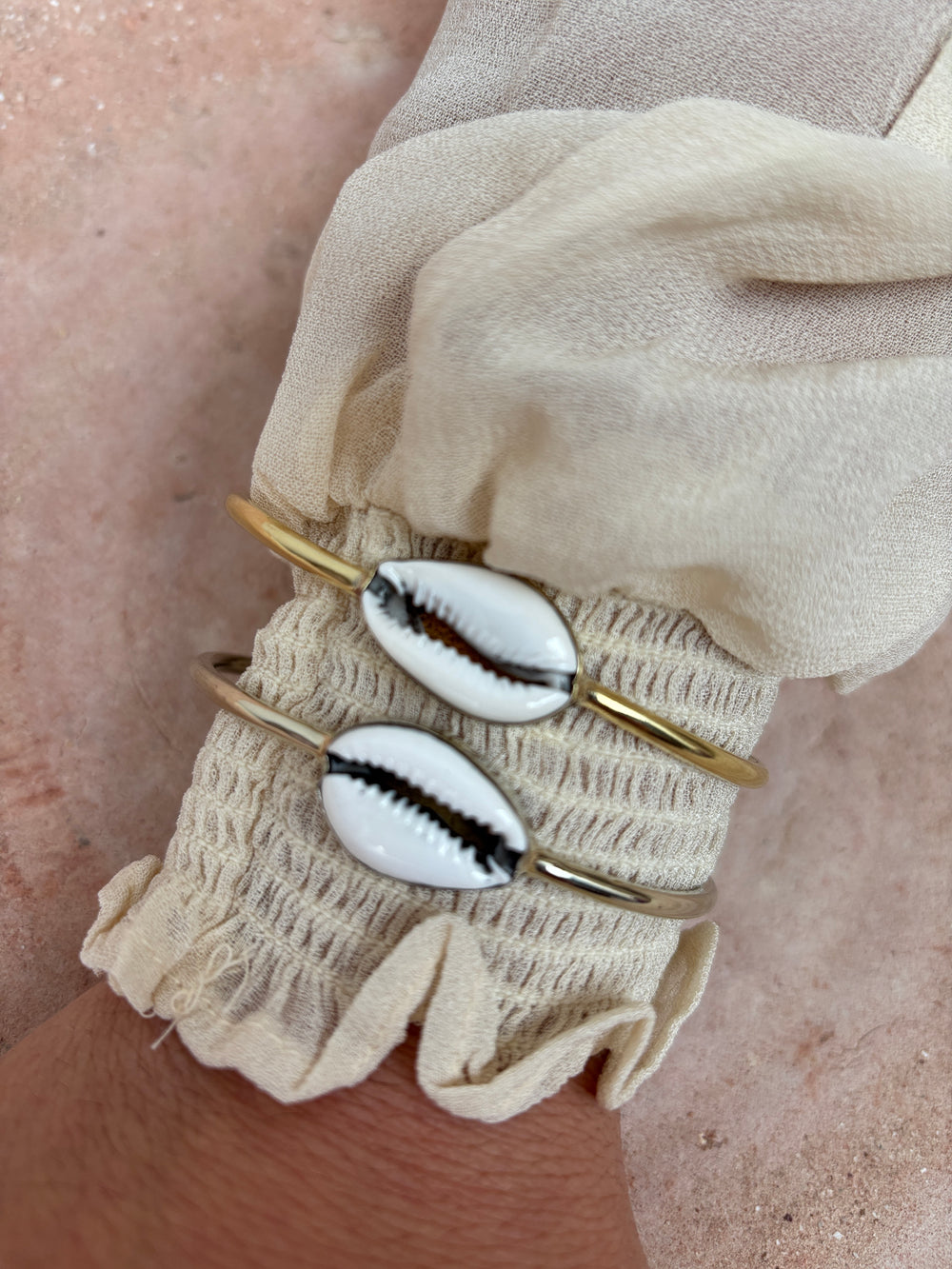 TOUT - Lotte schelpenarmband