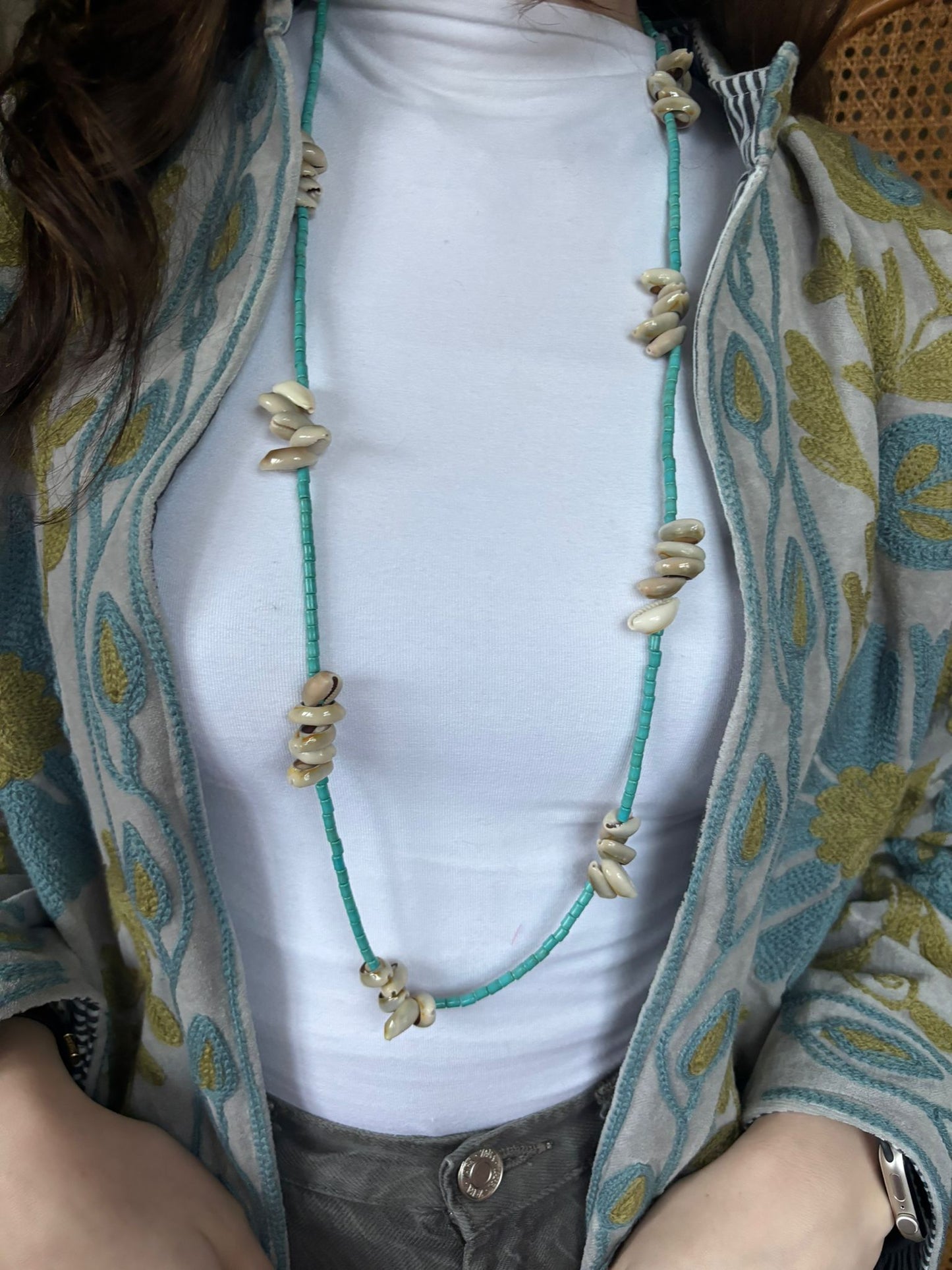 Ketting met met turquoise en schelpen