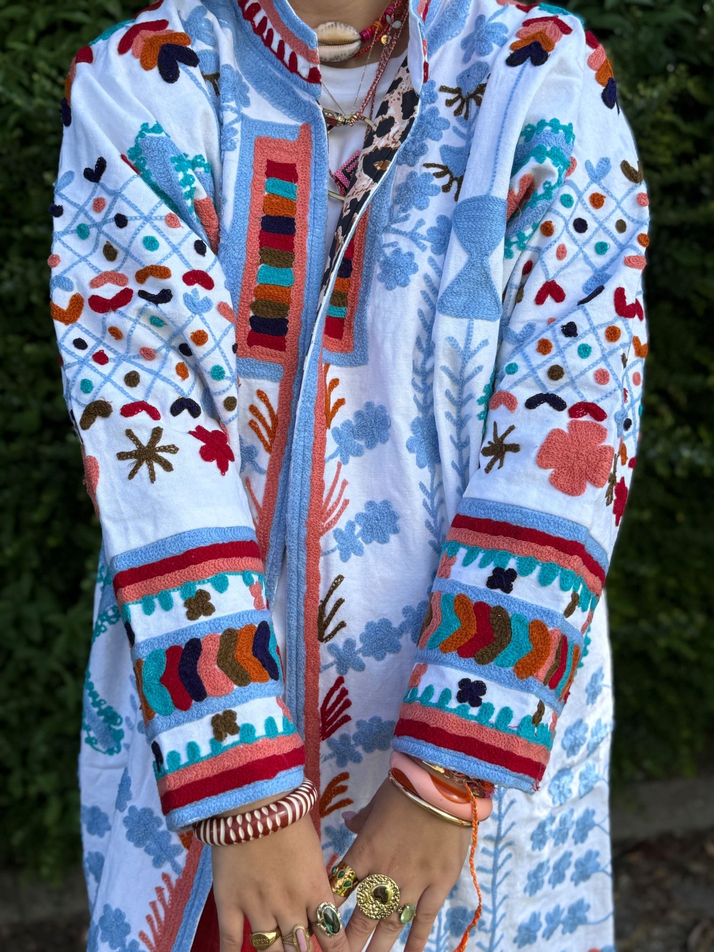 Medium Long cotton Embroidery jas white panter