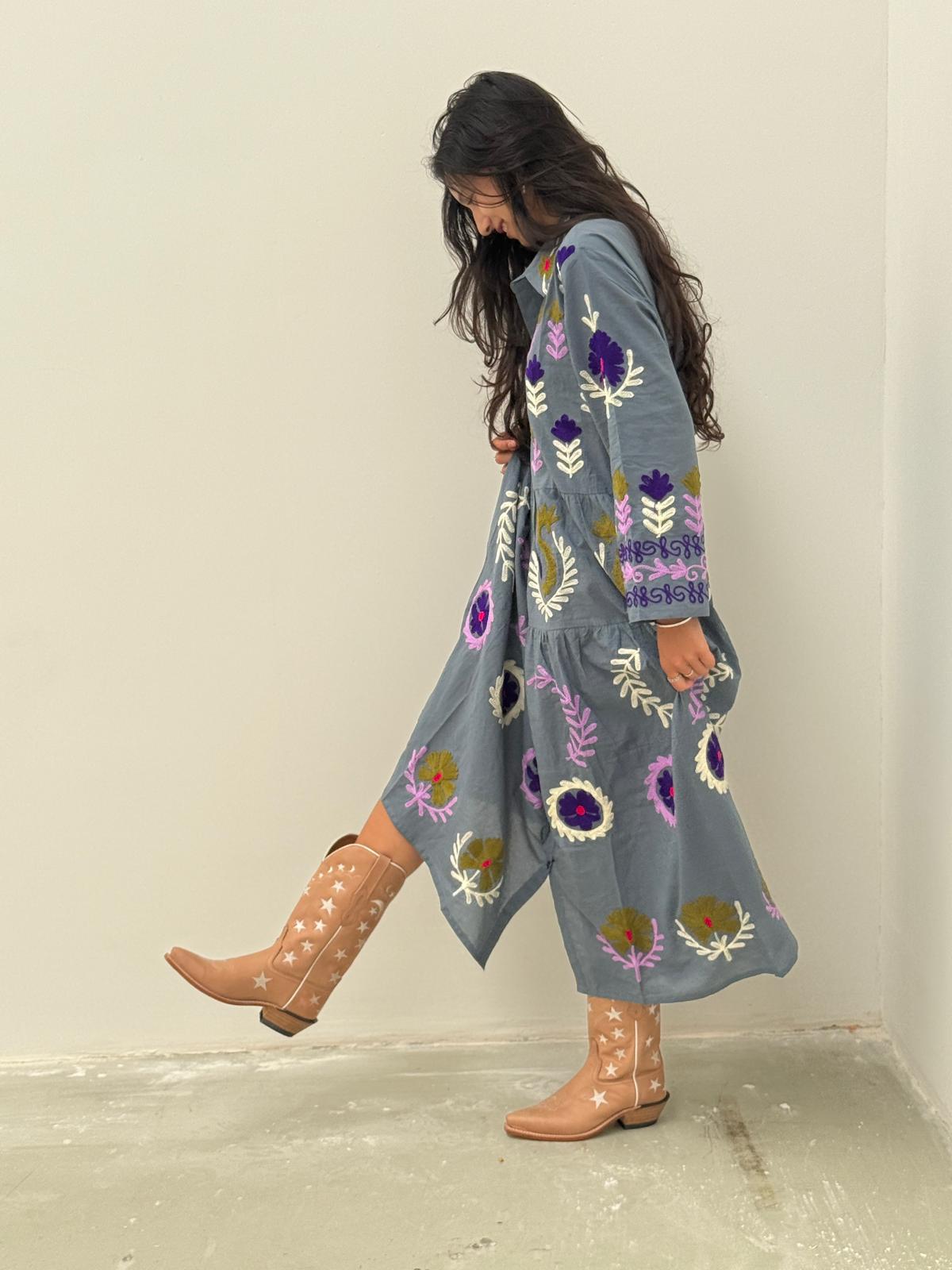 Embroidery dress grey