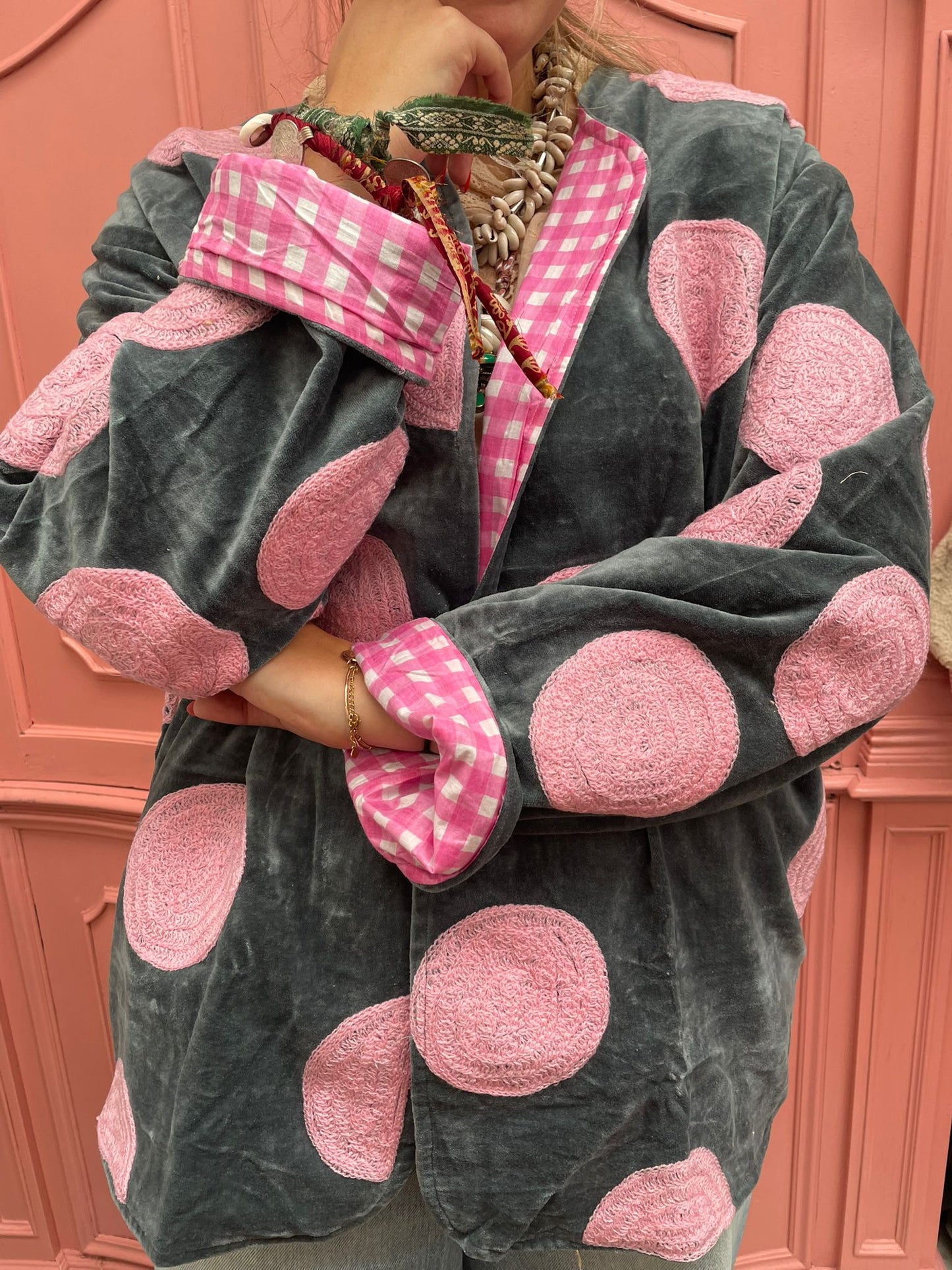 Velvet embroidery Pink Dots