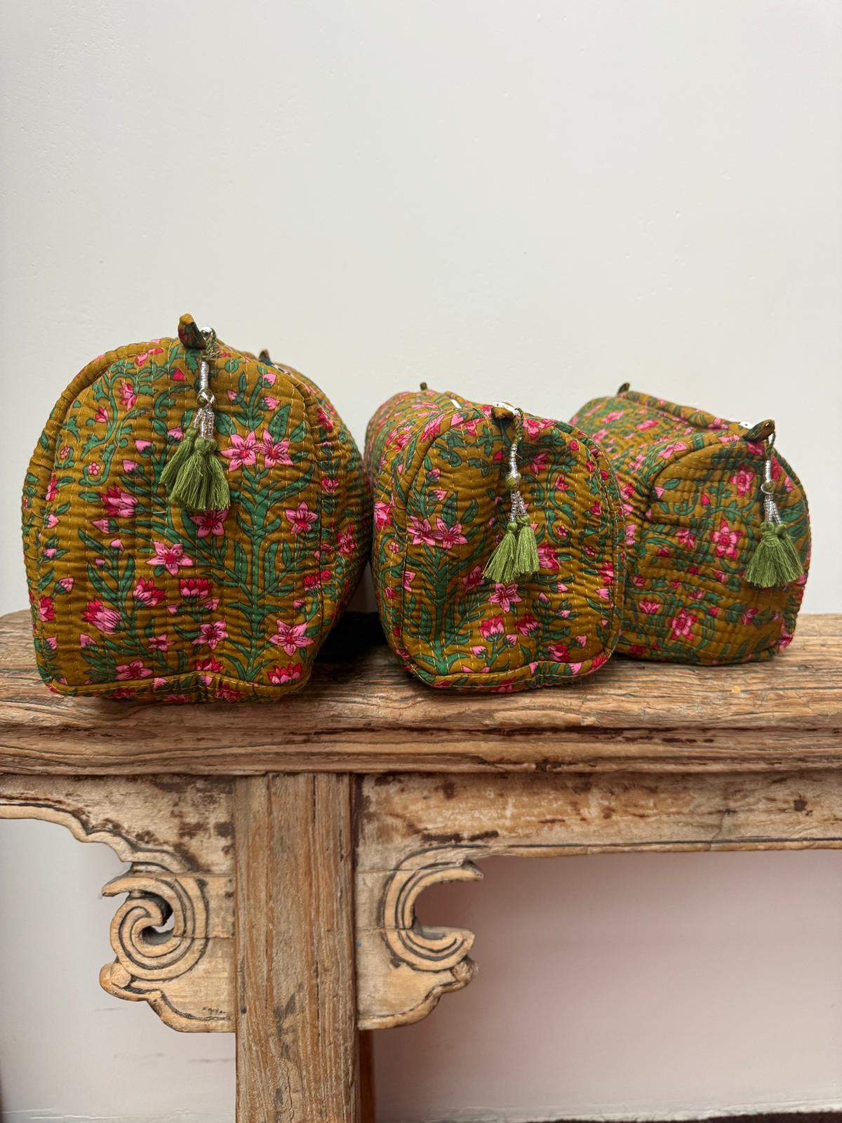 Set van 3 beauty bags