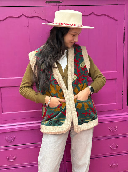 TOUT - Velvet gilet teddy