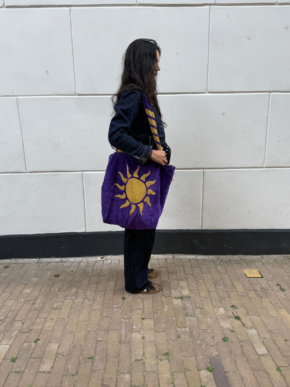 TOUT - Velvet embroidery "Sunsetchaser" tas - All season - one size